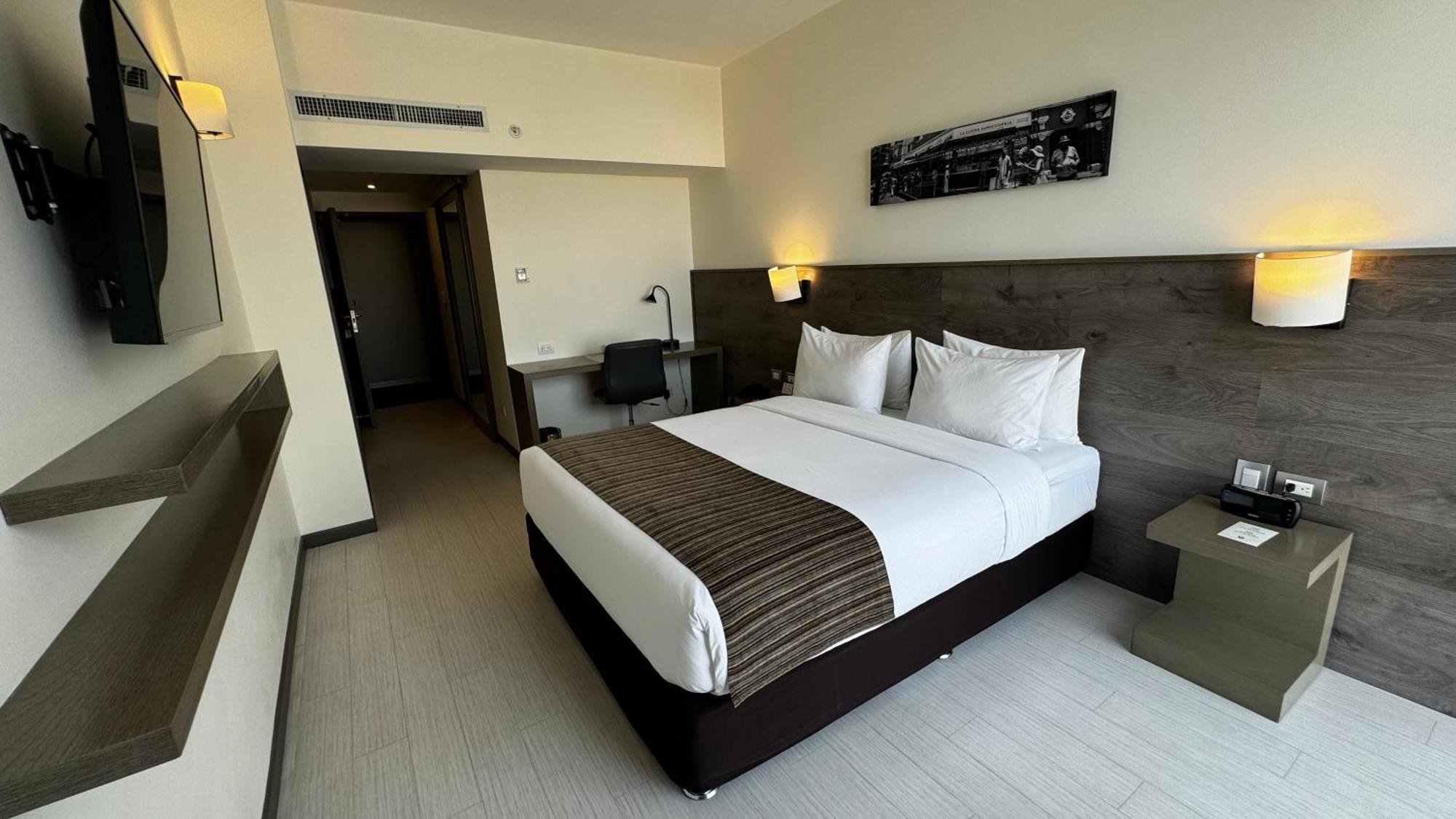Hotel Western Urban Larco