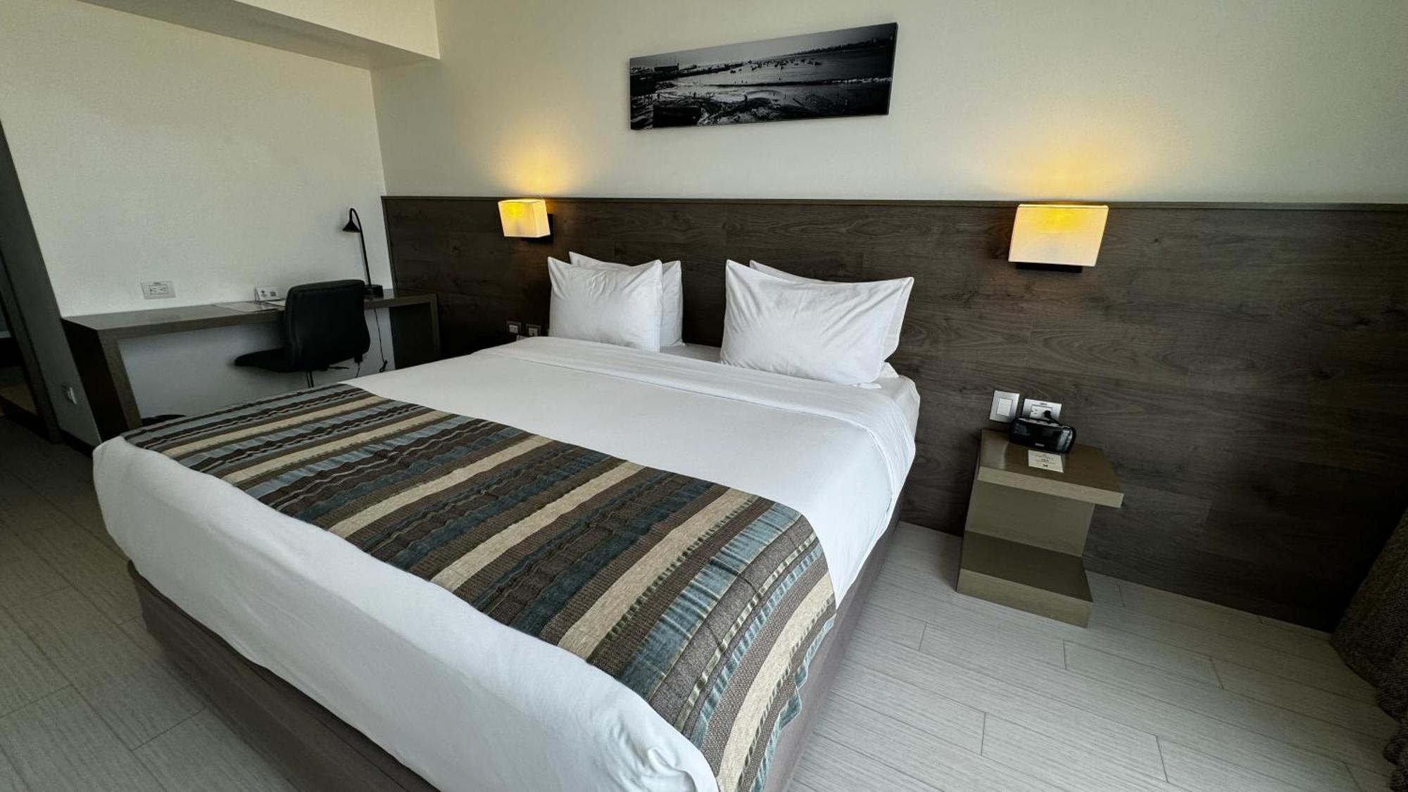 Hotel Western Urban Larco